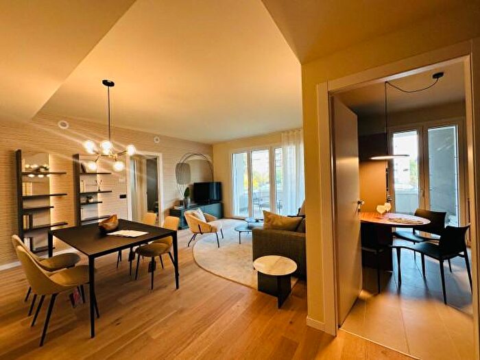 Appartamento trilocale in vendita in Viale Europa, Monza