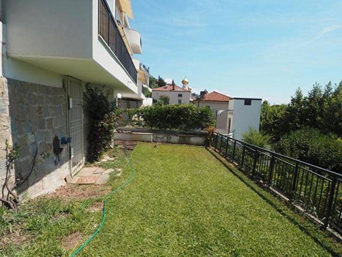 Appartamento con 5 locali in affitto in Barcola, Trieste