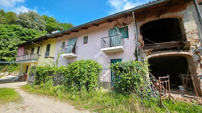 Casa con 8 locali in vendita in Via Trotta, San Raffaele Cimena