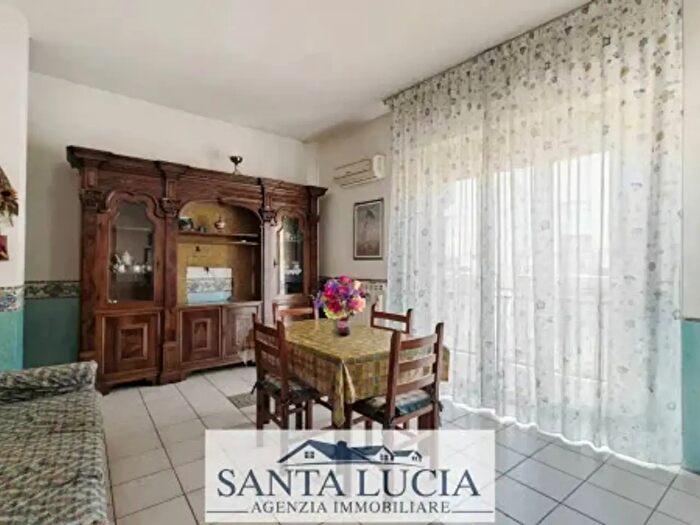 Appartamento con 6 locali in vendita in Canicatti