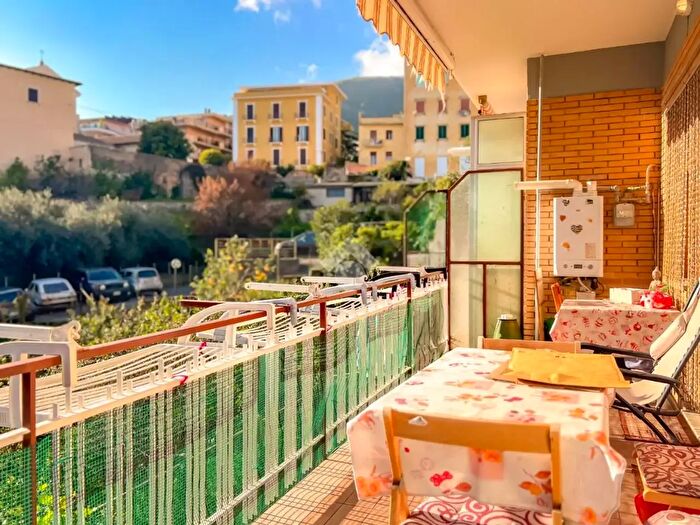 Appartamento bilocale in vendita in Via Gradoni del Duomo, Formia