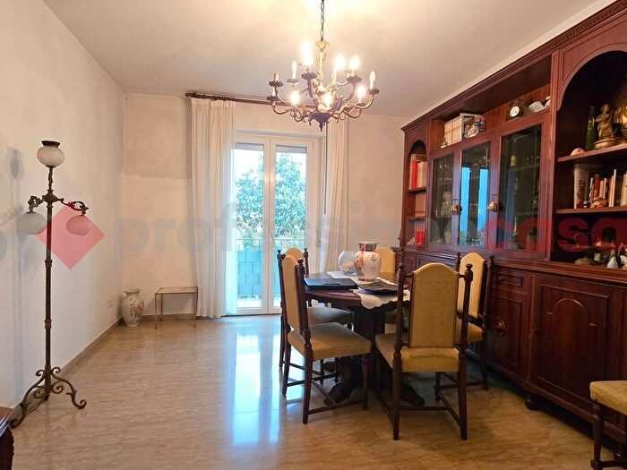 Appartamento con 5 locali in vendita in via don primo mazzolari, Remesina Pezzana, Carpi
