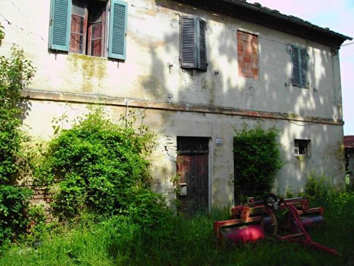 Appartamento con 6 locali in vendita in Piazza Mazzini, San Marcello