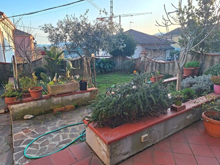 Casa con 5 locali in vendita in La Spezia