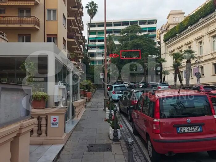 Appartamento bilocale in vendita in Via Privata Fratelli Asquasciati, Sanremo