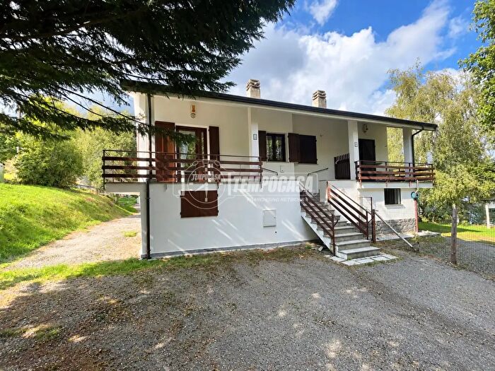 Casa trilocale in vendita in Via Quinzeina, Colleretto Castelnuovo