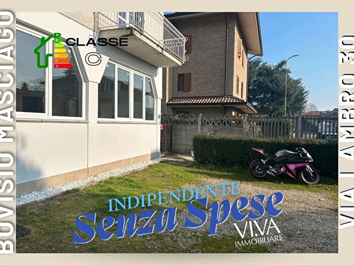 Case in Vendita e in Affitto - 2