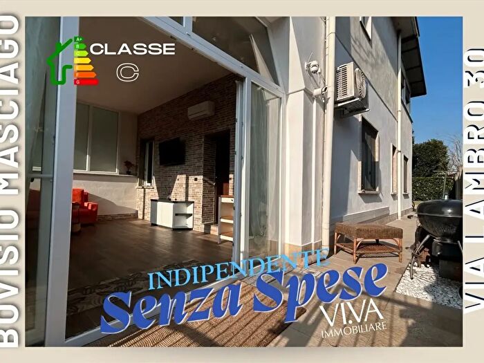 Appartamento trilocale in vendita in Via Lambro, BovisioMasciago