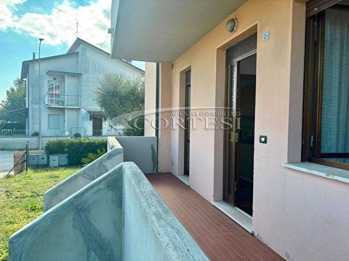 Appartamento quadrilocale in affitto in Via Carlo Collodi, Torrette Ponte Sasso, Fano