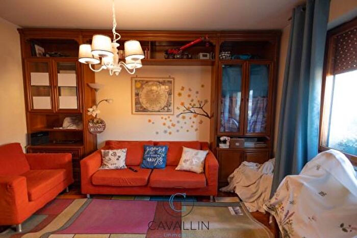 Appartamento quadrilocale in vendita in Via Asiago, Trevignano