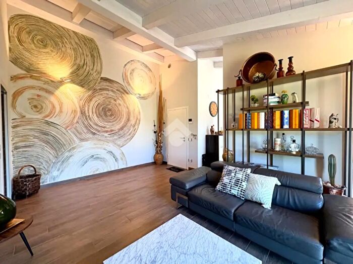 Casa con 5 locali in vendita in Via Casale, Verucchio