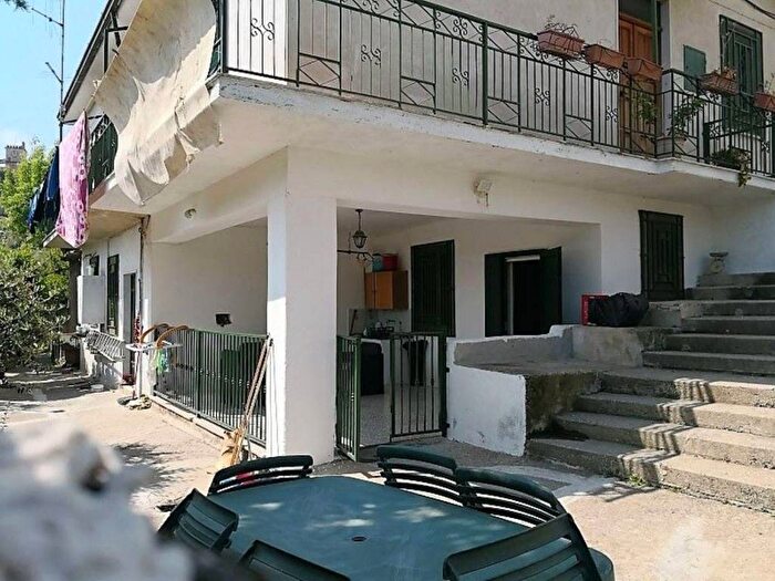 Casa con 6 locali in vendita in Via Macelli, Cassano Allo Ionio, Cassano allIonio