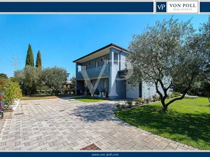 Casa con 5 locali in affitto in Via Summano, Caldogno