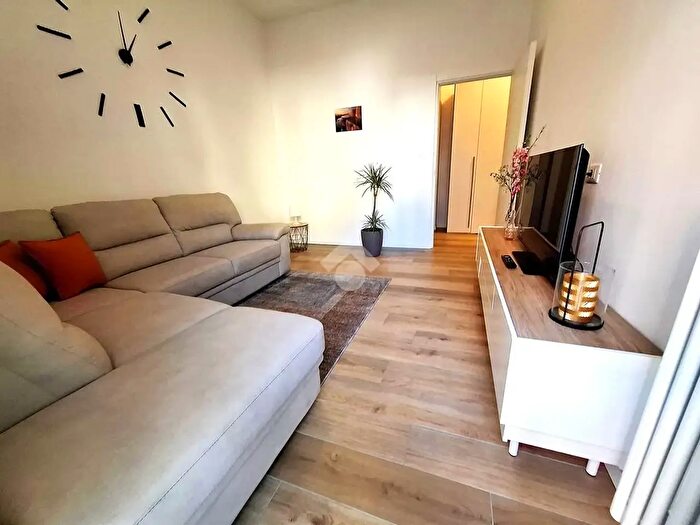 Appartamento trilocale in vendita in Verona