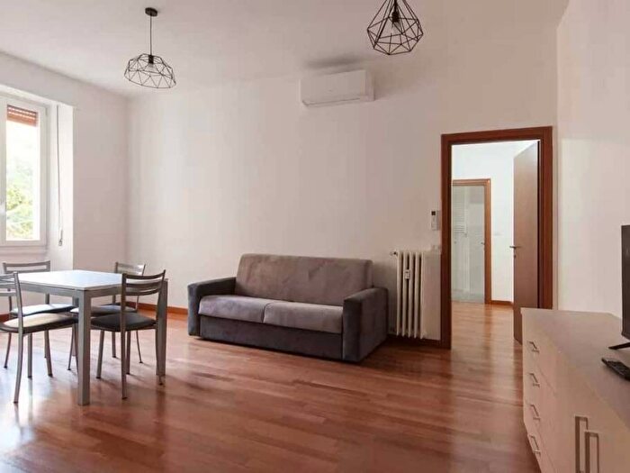 Appartamento bilocale in affitto in Via Paolo Lomazzo, Paolo Sarpi, Milano