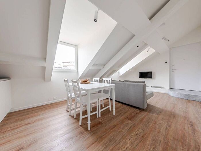 Appartamento bilocale in affitto in Via Carroccio, Corso Genova, Milano