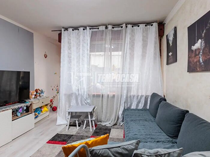 Appartamento bilocale in vendita in Via Passo Badignana, Parma
