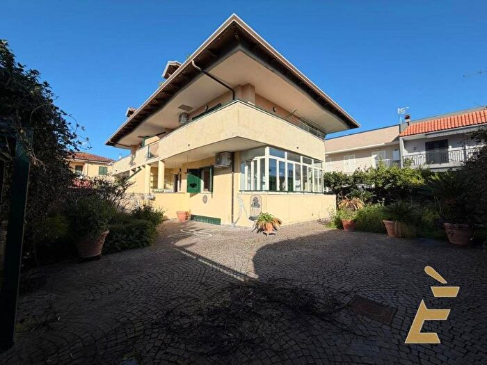 Casa in affitto in Via madonna del pantano, Varcaturo, Giugliano in Campania