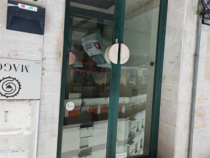 Appartamento trilocale in affitto in Via Caduta del Forte, Via Venezia Lungofiume Paolucci, Pescara