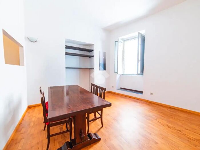 Appartamento bilocale in vendita in Via S Simeone, Viterbo