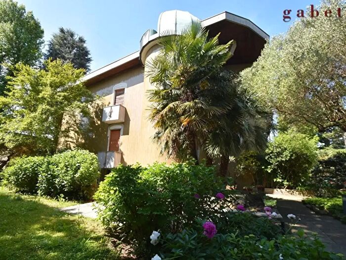 Casa in vendita in Via Rosario, Corbetta