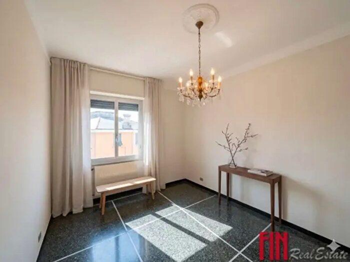 Appartamento bilocale in vendita in Via San Romolo, Genova