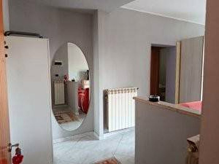 Appartamento trilocale in affitto in Via Roma, Villa Santa Maria