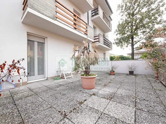 Appartamento trilocale in vendita in Pumenengo