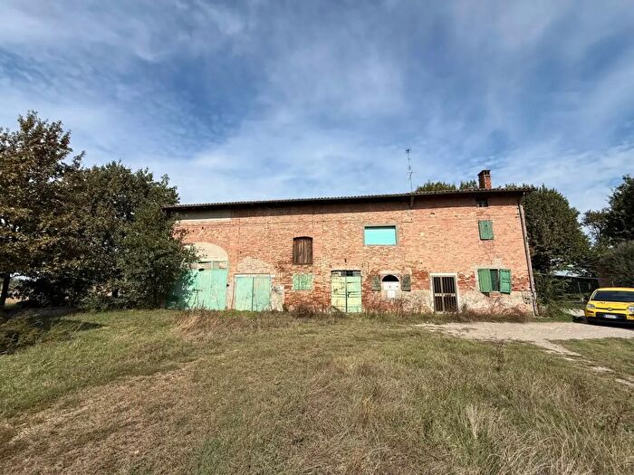 Casa quadrilocale in vendita in Via dell'Amicizia, Castelfranco Emilia