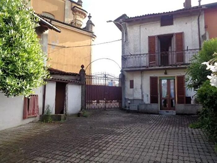 Casa con 5 locali in vendita in Casalmorano