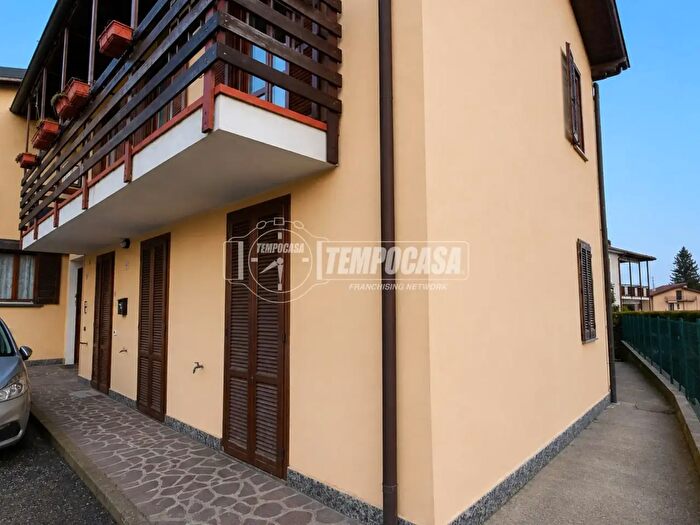 Appartamento bilocale in vendita in Via Canosse, Brivio