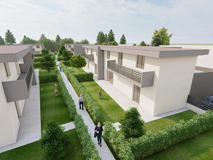 Casa con 8 locali in vendita in Via Marcolini, Lonato