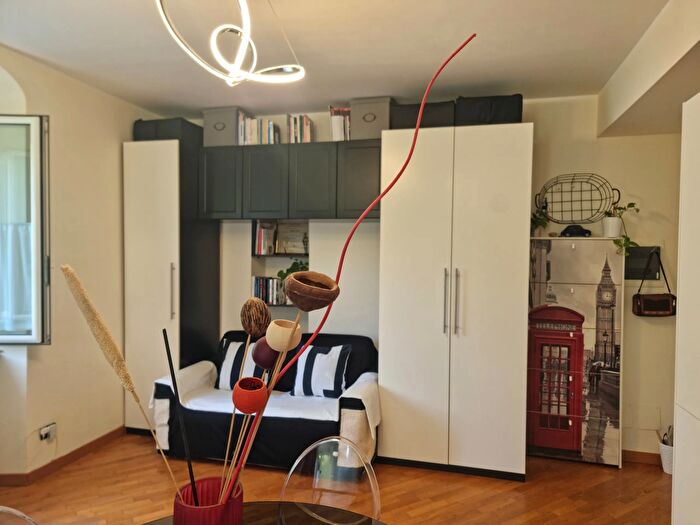 Appartamento bilocale in vendita in Via Monte Sei Busi gg, Genova