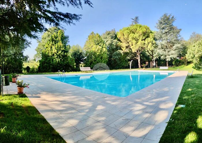 Appartamento trilocale in vendita in Via Tende, Lazise