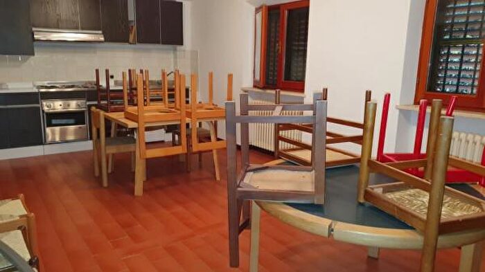 Appartamento con 5 locali in vendita in Via degli Appennini, Jesi