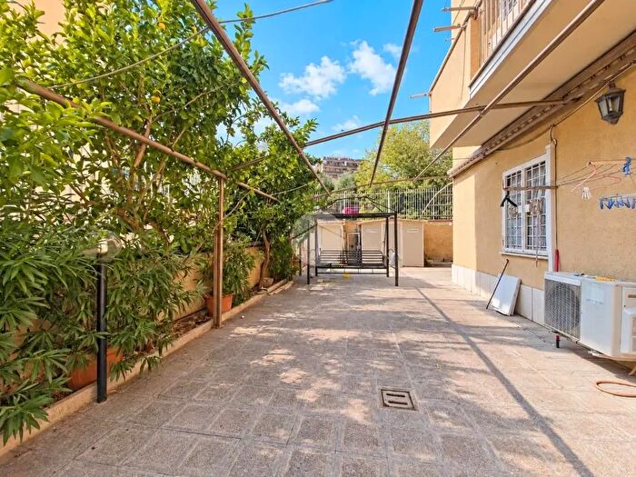 Appartamento trilocale in vendita in Via Cinque Giornate, Tivoli
