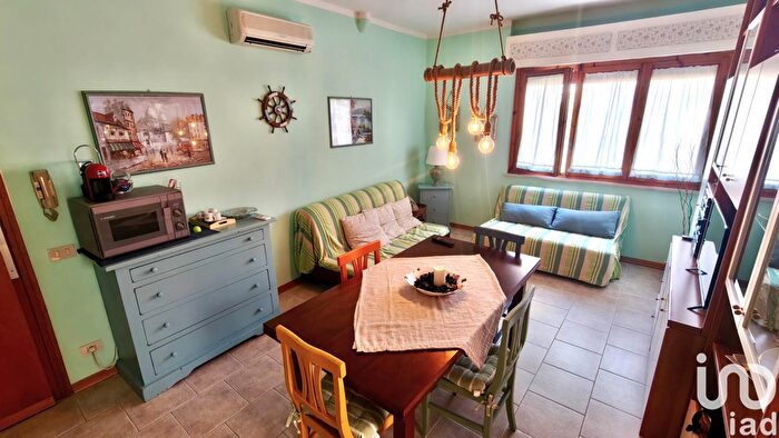 Appartamento bilocale in vendita in Via XX Giugno, Rosignano Marittimo