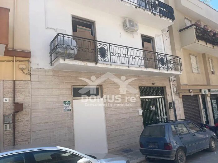 Appartamento trilocale in vendita in Via Podgora, Andria