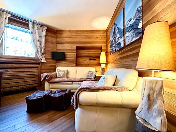 Casa trilocale in affitto in Via Cesana, Colle Sestriere, Sestriere