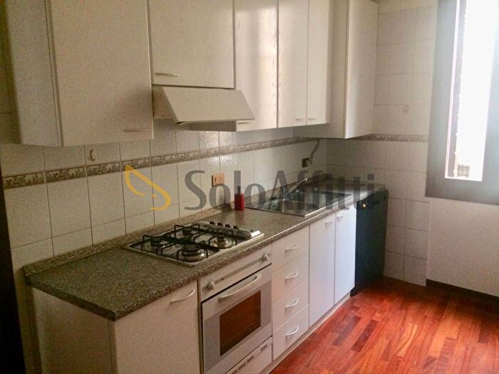 Appartamento quadrilocale in affitto in via San Francesco, Santa Sofia Altinate, Padova