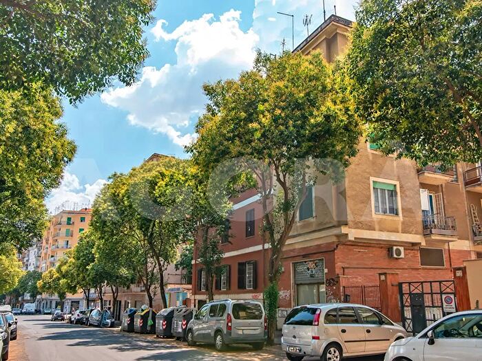 Appartamento bilocale in affitto in Via Augusto Dulceri, Roma
