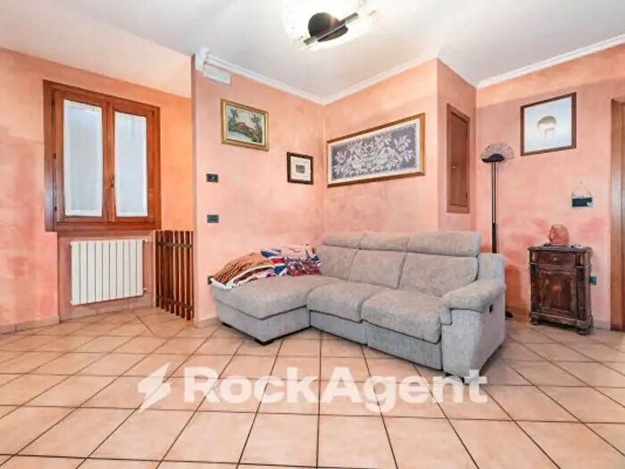 Casa con 6 locali in vendita in Via Argine Sinistro, Correzzola