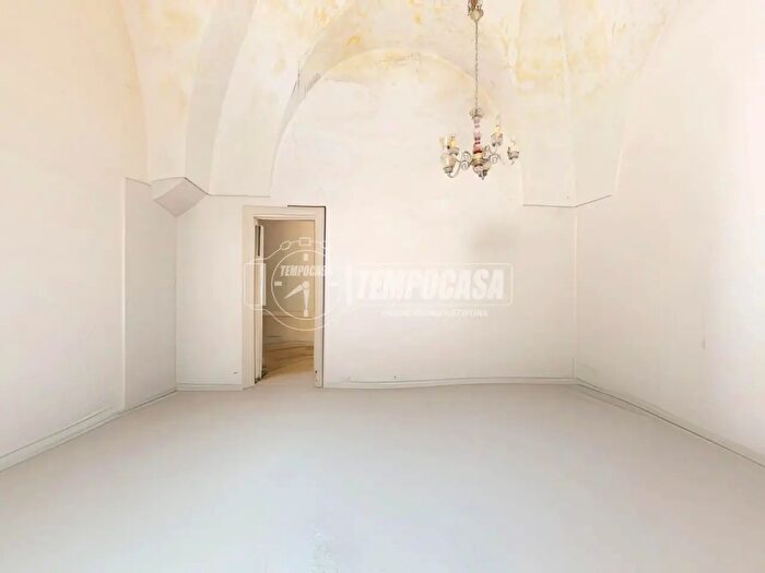 Casa trilocale in vendita in Via G Garzia, Lizzanello