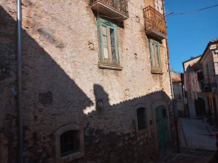 Casa quadrilocale in vendita in Via Municipio, Campochiaro