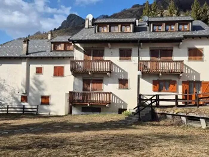 Appartamento trilocale in vendita in Via Rocca dAveto, Santo Stefano DAveto