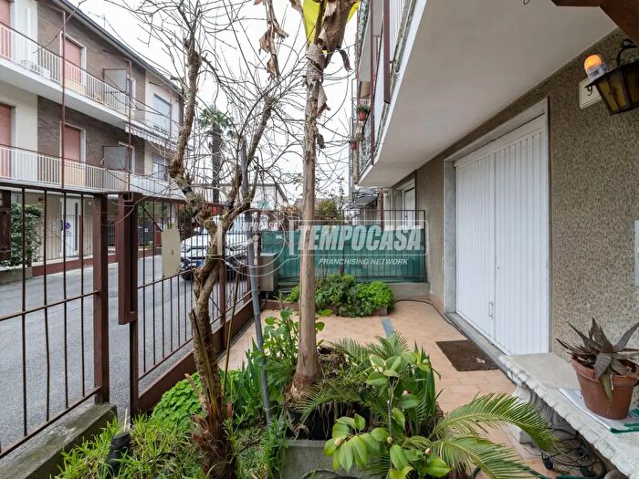 Appartamento quadrilocale in vendita in Vicolo Tripoli, Cernusco Sul Naviglio