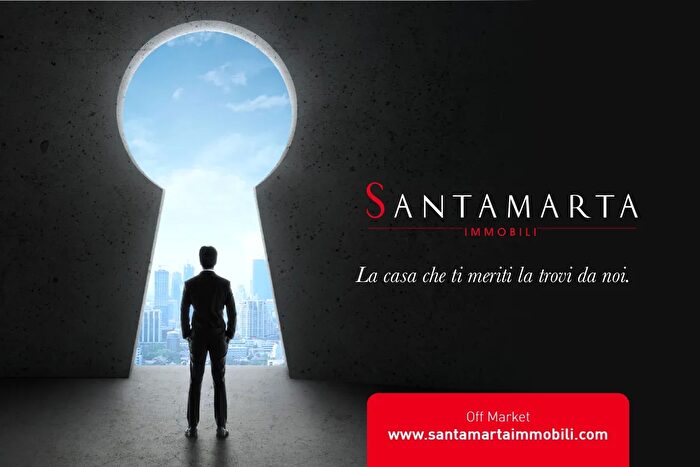 Appartamento quadrilocale in vendita in Corso Genova, Milano