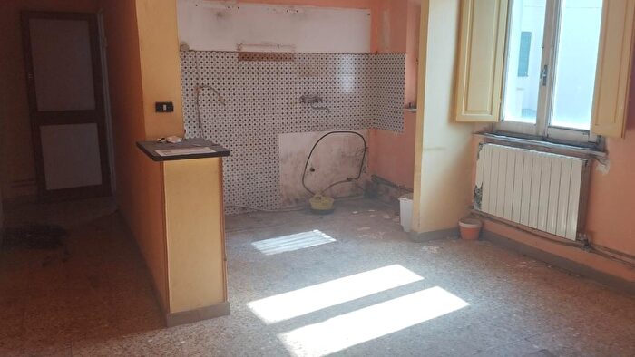 Casa trilocale in vendita in Cascina