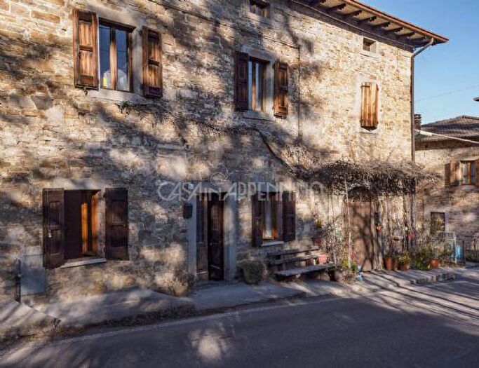 Appartamento trilocale in vendita in Montefiorino