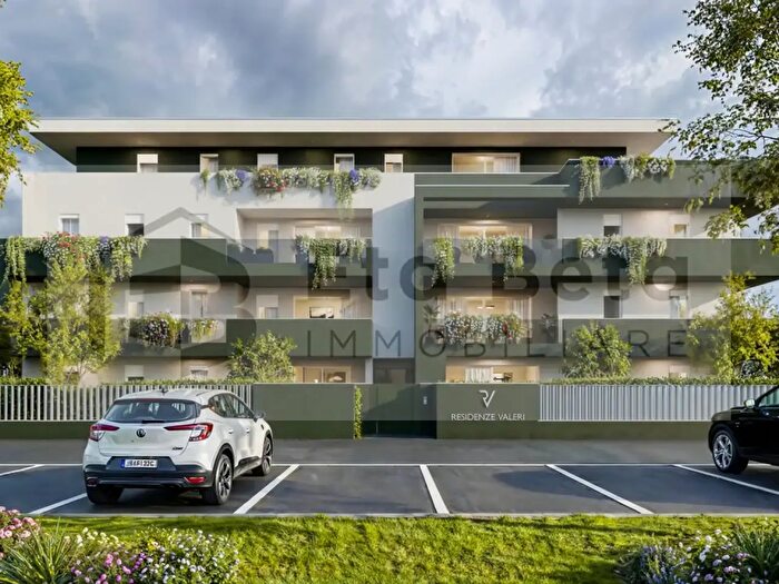 Appartamento con 5 locali in vendita in Via Ippolito Nievo, Ponte San Nicolo'